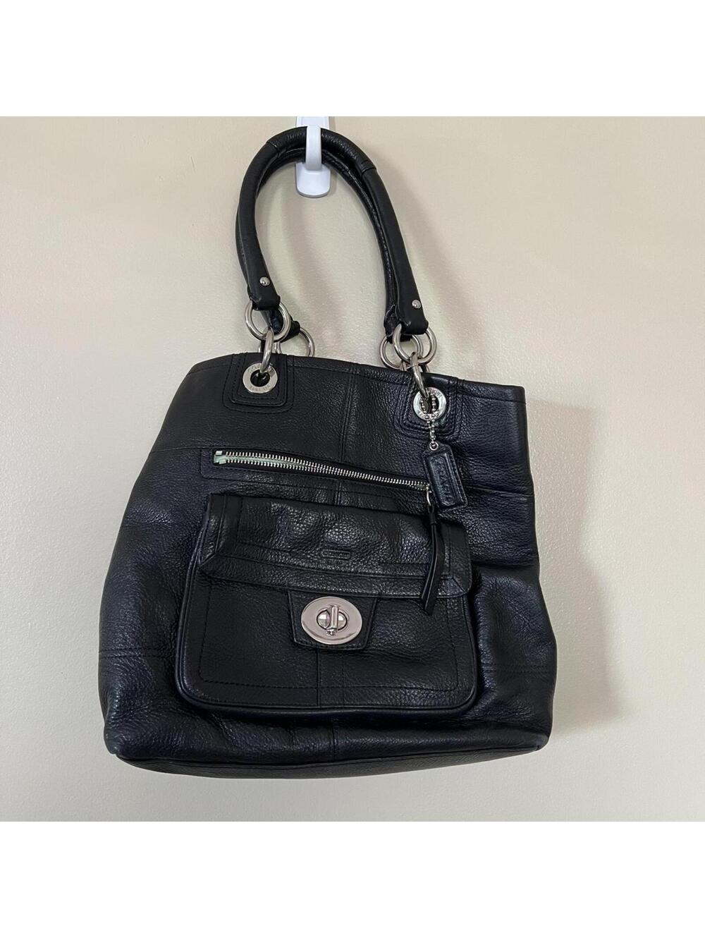 Vintage Coach Black Pebbled Leather Shoulder Bag